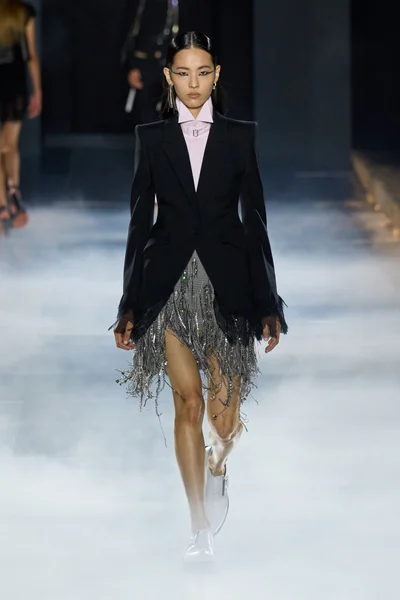 Look 35